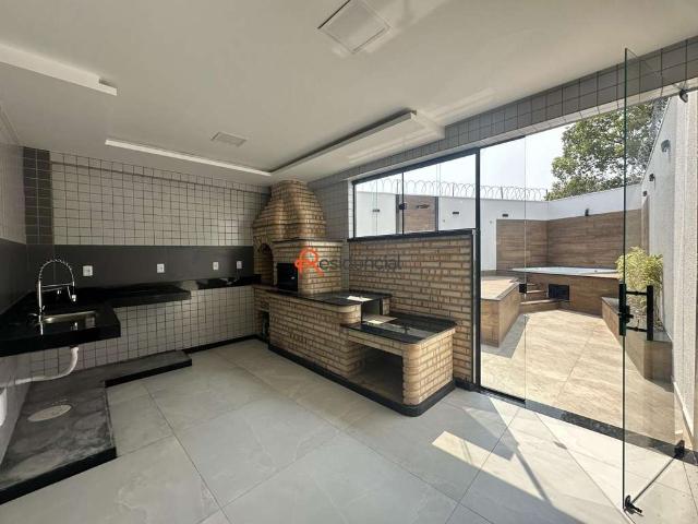 Casa / Sobrado para Venda em Divinópolis/MG Residencial Doutor Walchir Resende Costa 4 Quartos