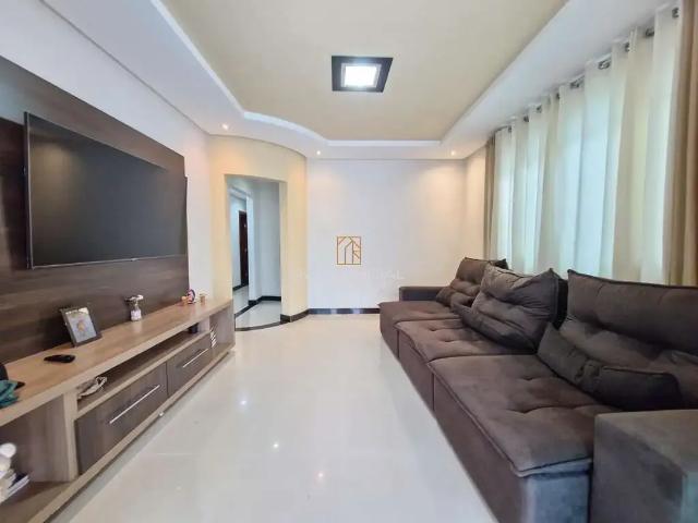 Casa / Sobrado para Venda em Divinópolis/MG São José 3 Quartos