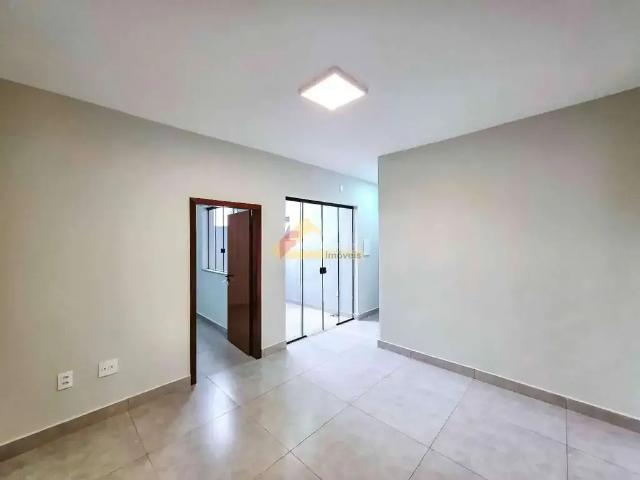 Casa / Sobrado para Venda em Divinópolis/MG São Roque 3 Quartos