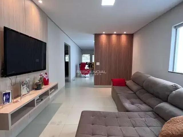 Casa / Sobrado para Venda em Divinópolis/MG São Roque 3 Quartos