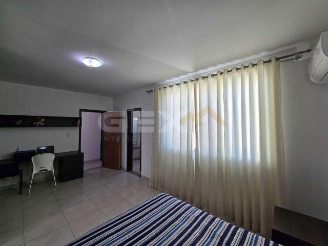 Casa / Sobrado para Venda em Divinópolis/MG Sagrada Família 4 Quartos