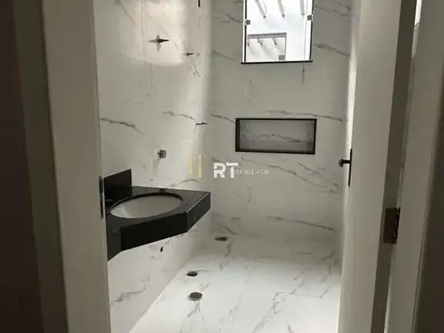 Casa / Sobrado para Venda em Divinópolis/MG Sagrada Família 3 Quartos
