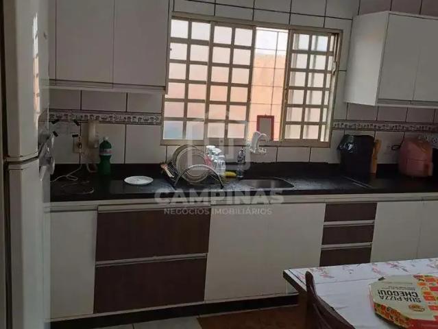 Casa / Sobrado para Venda em Dourados/MS Vila Santa Catarina 3 Quartos