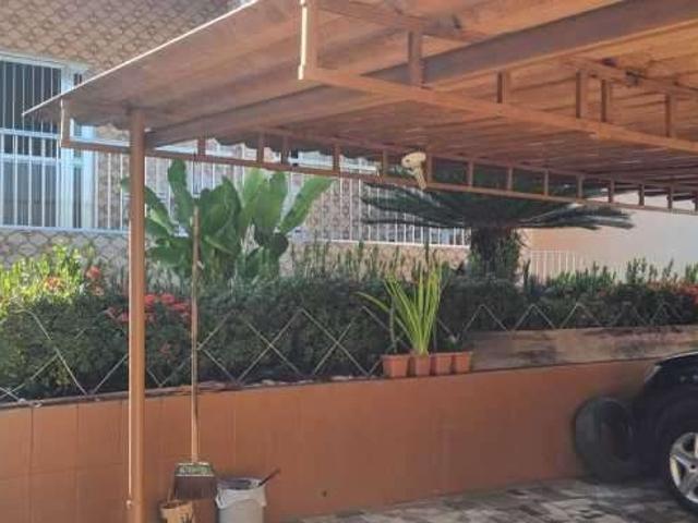 Casa / Sobrado para Venda em Duque de Caxias/RJ Vila Centenário 4 Quartos