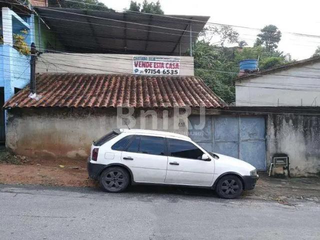 Casa / Sobrado para Venda em Duque de Caxias/RJ Vila Rosário 3 Quartos