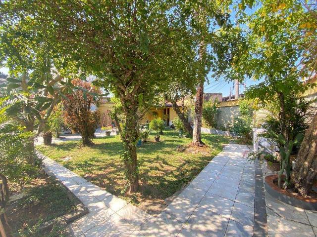 Casa / Sobrado para Venda em Duque de Caxias/RJ Vila Rosário 4 Quartos