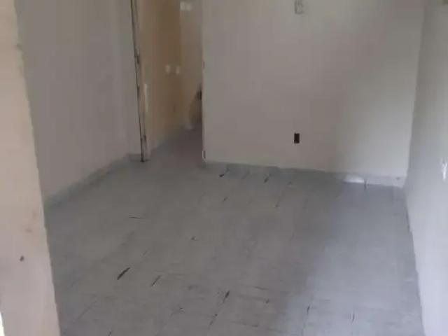 Casa / Sobrado para Venda em Duque de Caxias/RJ Vila São Sebastião 2 Quartos