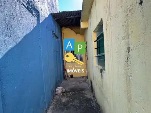 Casa / Sobrado para Venda em Duque de Caxias/RJ Centro 3 Quartos