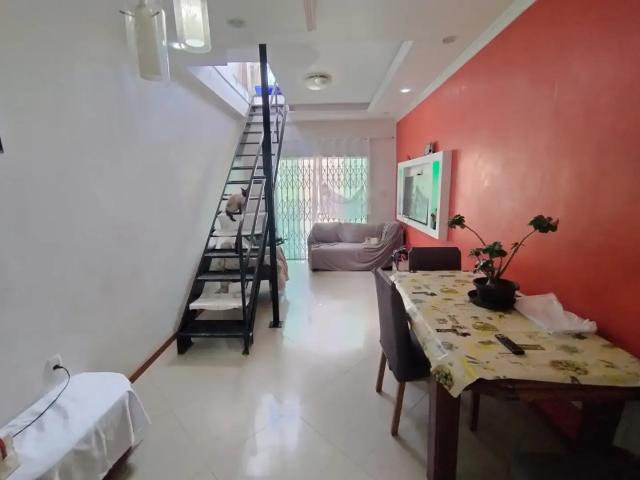 Casa / Sobrado para Venda em Duque de Caxias/RJ Engenho do Porto 2 Quartos