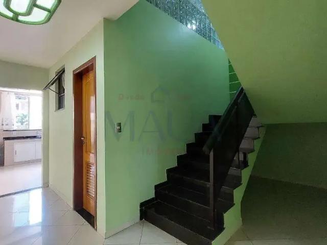 Casa / Sobrado para Venda em Duque de Caxias/RJ Engenho do Porto 3 Quartos