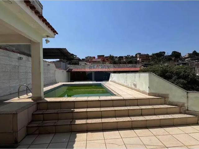 Casa / Sobrado para Venda em Duque de Caxias/RJ Jardim Gramacho 5 Quartos