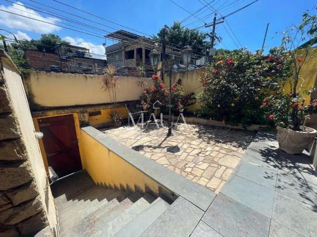 Casa / Sobrado para Venda em Duque de Caxias/RJ Jardim Olavo Bilac 2 Quartos