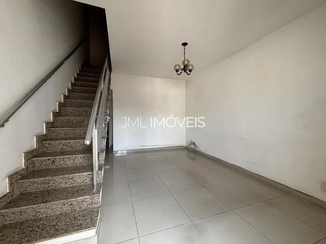 Casa / Sobrado para Venda em Duque de Caxias/RJ Jardim Primavera 2 Quartos