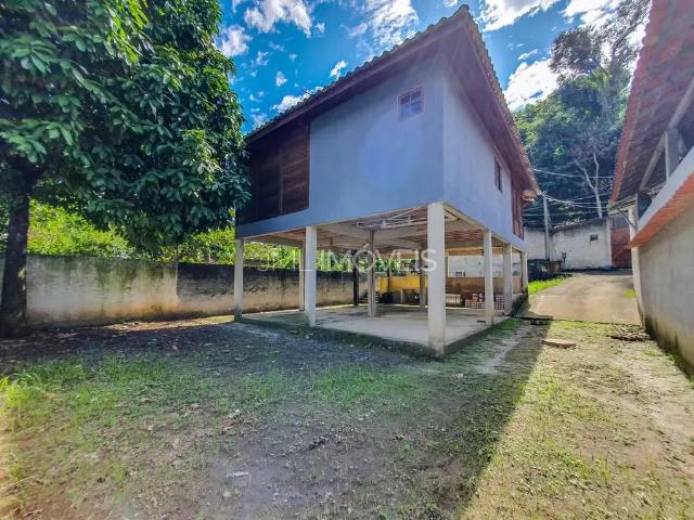 Casa / Sobrado para Venda em Duque de Caxias/RJ Jardim Primavera 2 Quartos
