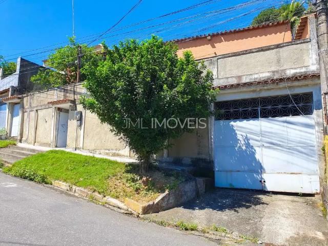 Casa / Sobrado para Venda em Duque de Caxias/RJ Jardim Primavera 4 Quartos