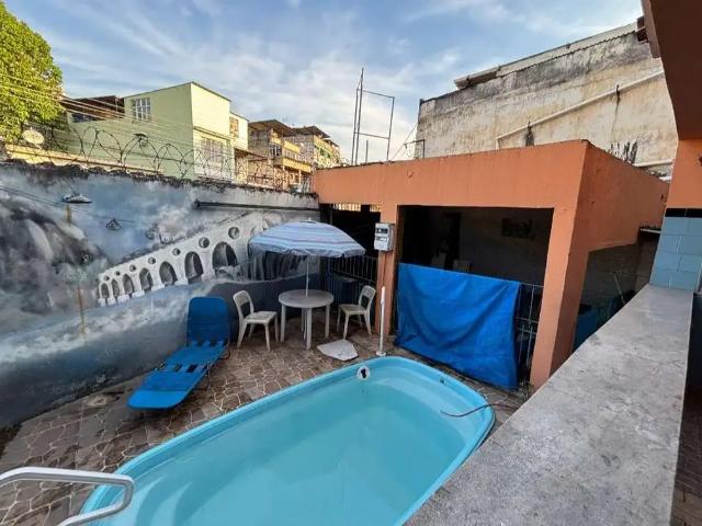 Casa / Sobrado para Venda em Duque de Caxias/RJ Parque Centenário 2 Quartos