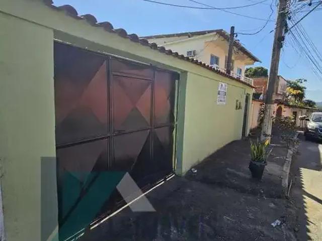 Casa / Sobrado para Venda em Duque de Caxias/RJ Parque Fluminense 2 Quartos