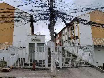 Casa / Sobrado para Venda em Duque de Caxias/RJ Parque Lafaiete 2 Quartos