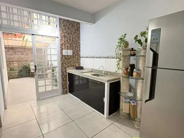 Casa / Sobrado para Venda em Duque de Caxias/RJ Saracuruna 2 Quartos