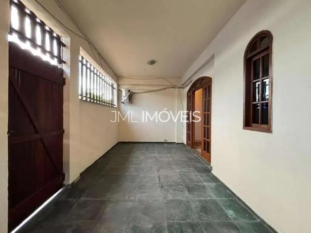 Casa / Sobrado para Venda em Duque de Caxias/RJ Saracuruna 5 Quartos