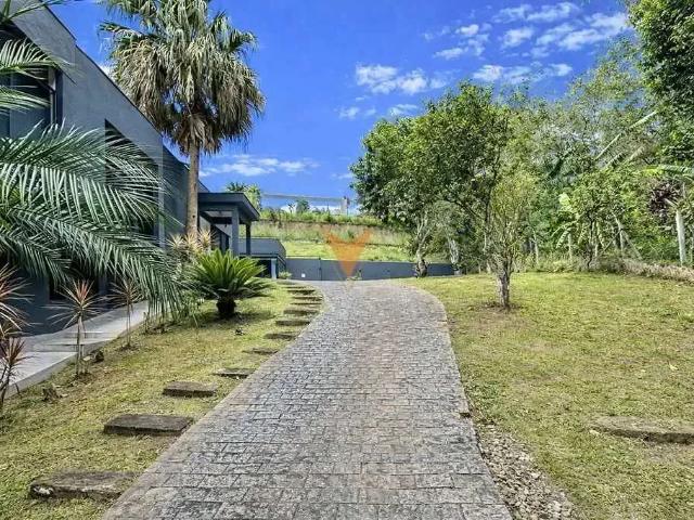 Casa / Sobrado para Venda em Embu das Artes/SP Jardim Indaiá 4 Quartos