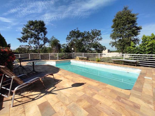 Casa / Sobrado para Venda em Esmeraldas/MG Belvedere 4 Quartos