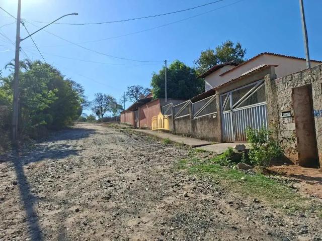 Casa / Sobrado para Venda em Esmeraldas/MG Mediterrâneo 2 Quartos