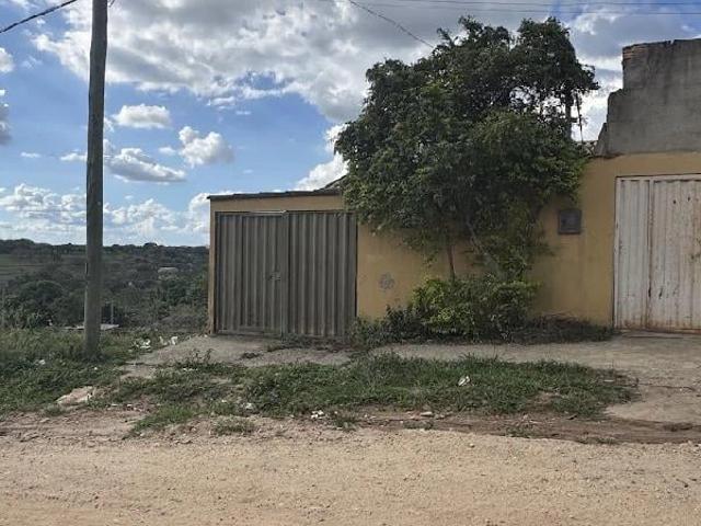 Casa / Sobrado para Venda em Esmeraldas/MG Pousadas do Lago 2 Quartos