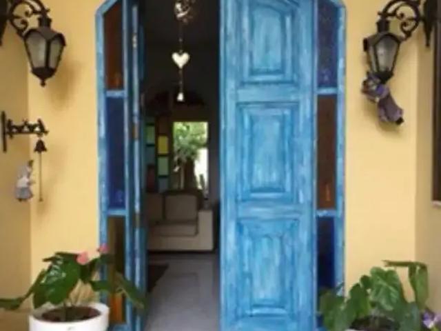 Casa / Sobrado para Venda em Esplanada/BA Centro 4 Quartos