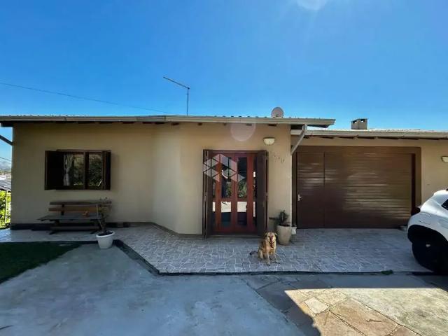 Casa / Sobrado para Venda em Estância Velha/RS Lago Azul 2 Quartos