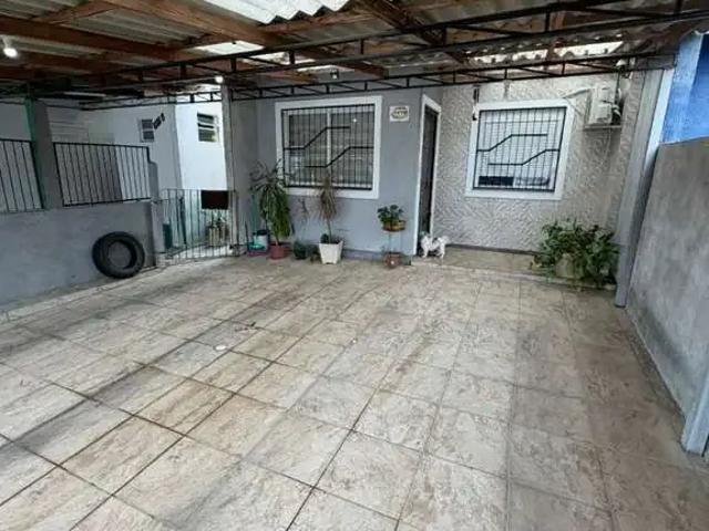 Casa / Sobrado para Venda em Esteio/RS Vila Três Marias 2 Quartos