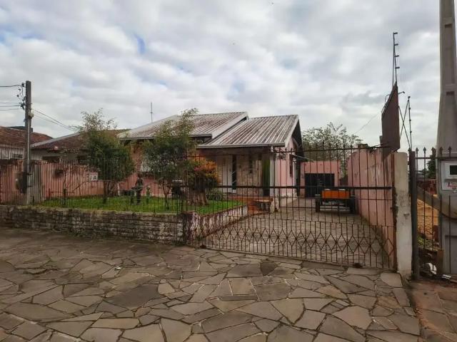 Casa / Sobrado para Venda em Esteio/RS Centro 3 Quartos