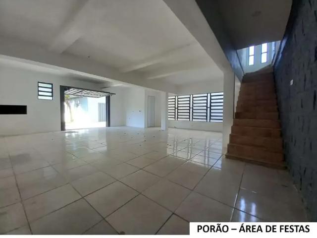 Casa / Sobrado para Venda em Esteio/RS Centro 3 Quartos
