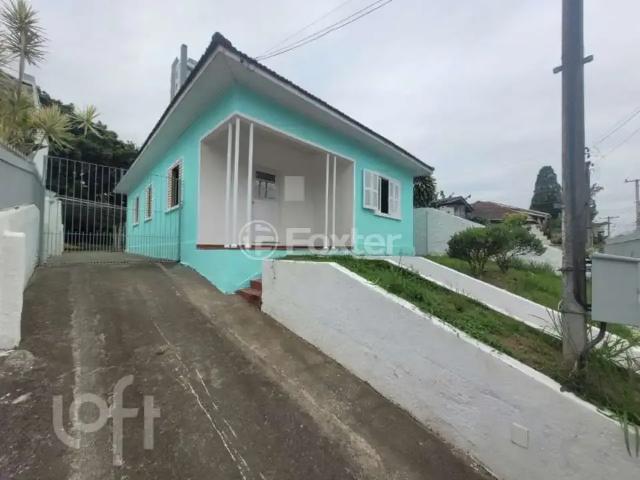 Casa / Sobrado para Venda em Esteio/RS Centro 3 Quartos