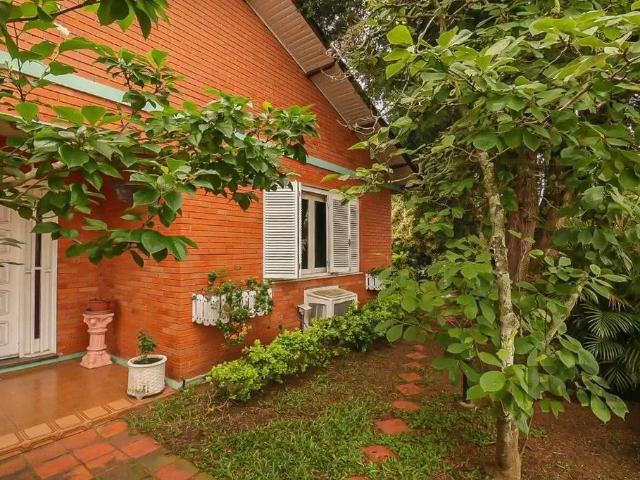 Casa / Sobrado para Venda em Esteio/RS Centro 2 Quartos