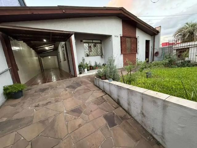 Casa / Sobrado para Venda em Esteio/RS Centro 2 Quartos