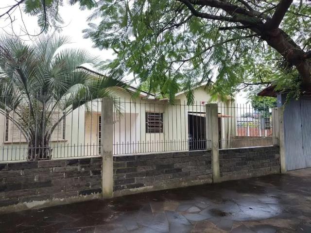 Casa / Sobrado para Venda em Esteio/RS Centro 2 Quartos