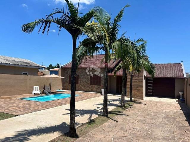 Casa / Sobrado para Venda em Esteio/RS Novo Esteio 3 Quartos