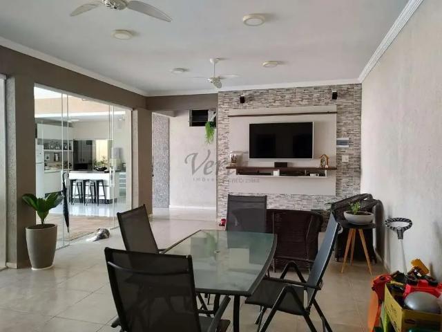 Casa / Sobrado para Venda em Estiva Gerbi/SP Jardim Taguá II 4 Quartos
