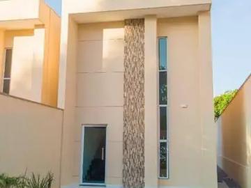 Casa / Sobrado para Venda em Eusébio/CE Coacu 3 Quartos