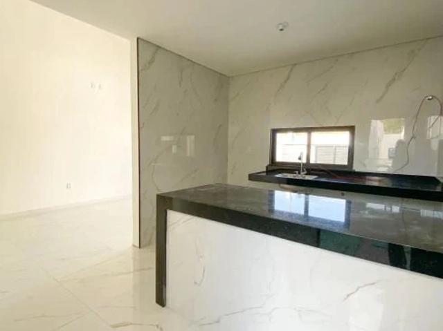 Casa / Sobrado para Venda em Eusébio/CE Centro 3 Quartos