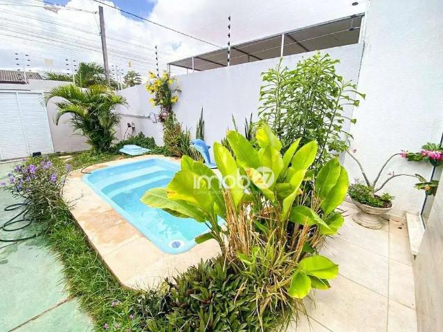 Casa / Sobrado para Venda em Eusébio/CE Encantada 3 Quartos