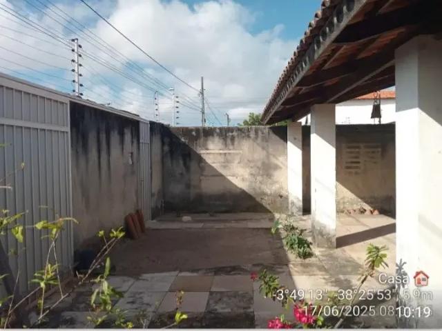 Casa / Sobrado para Venda em Eusébio/CE Precabura 2 Quartos