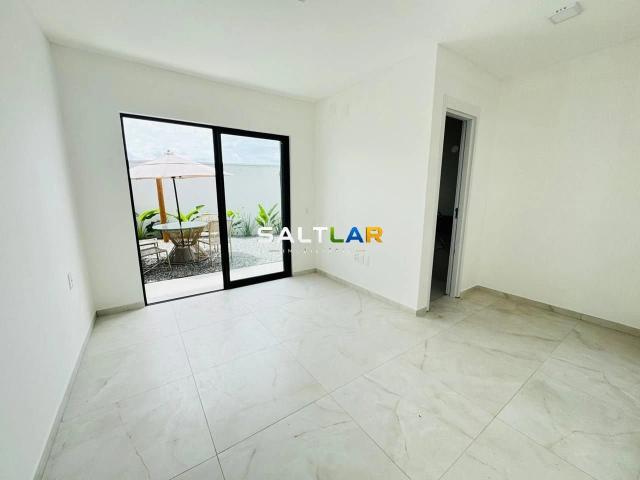 Casa / Sobrado para Venda em Eusébio/CE Timbu 3 Quartos