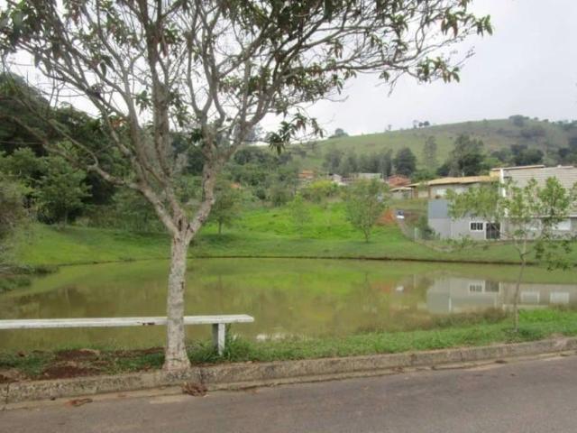 Casa / Sobrado para Venda em Extrema/MG Zona Rural 4 Quartos