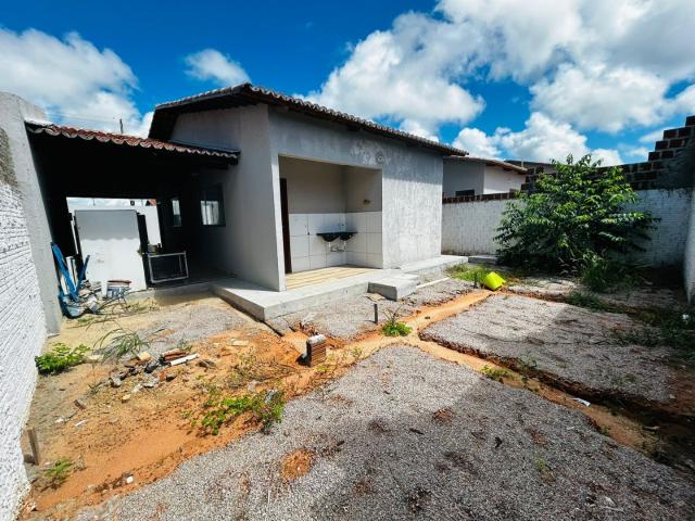 Casa / Sobrado para Venda em Extremoz/RN Portal do Sol 2 Quartos