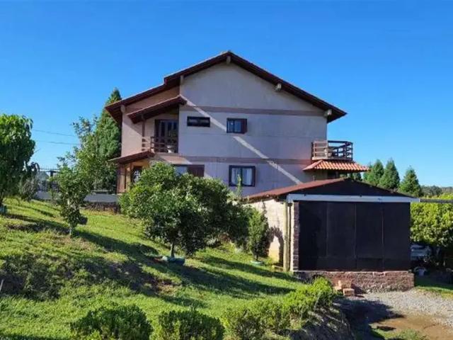 Casa / Sobrado para Venda em Farroupilha/RS Monte Pasqual 3 Quartos