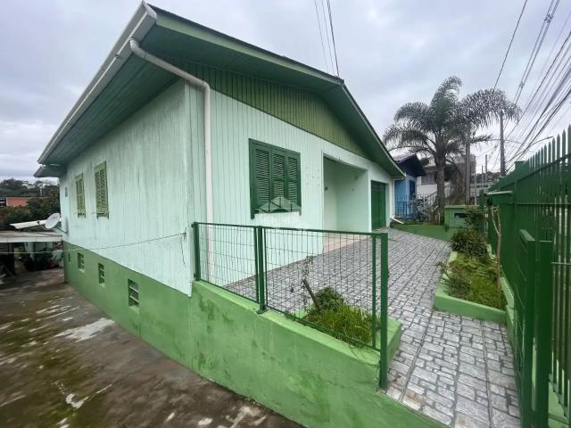 Casa / Sobrado para Venda em Farroupilha/RS Nova Vicenza 6 Quartos