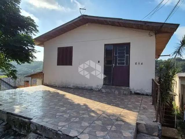 Casa / Sobrado para Venda em Farroupilha/RS Primeiro de Maio 3 Quartos