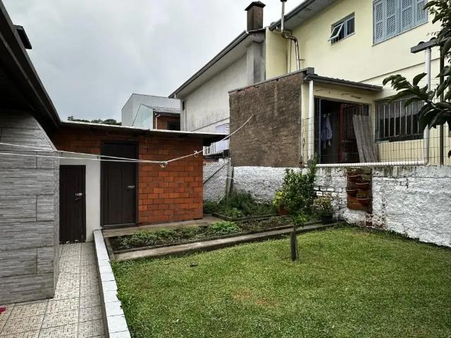 Casa / Sobrado para Venda em Farroupilha/RS Primeiro de Maio 3 Quartos